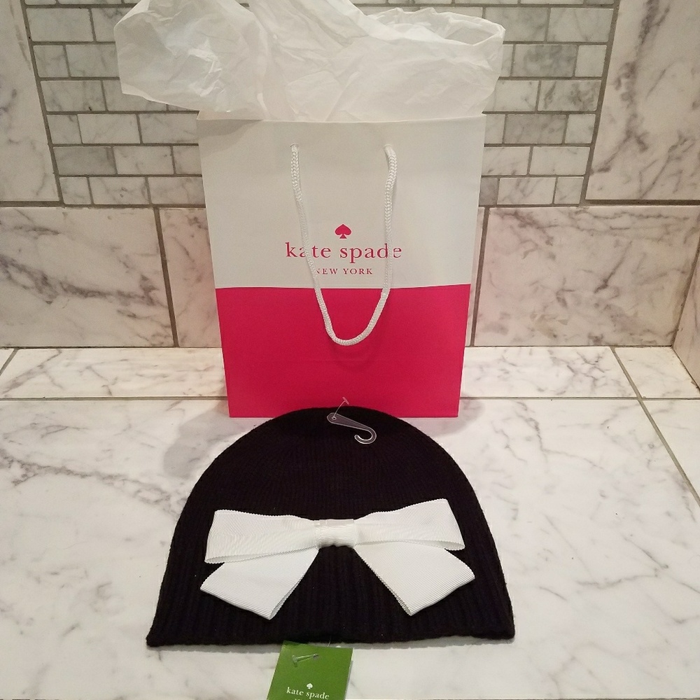 *SOLD* Genuine Kate Spade Beanie - Picture 2 of 3
